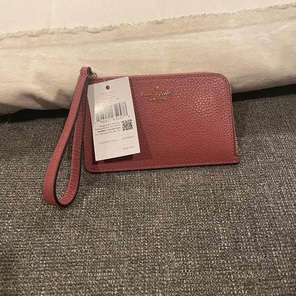 Kate Spade Pomegranate Pebbled Leather Wristlet NWT - Picture 2 of 4